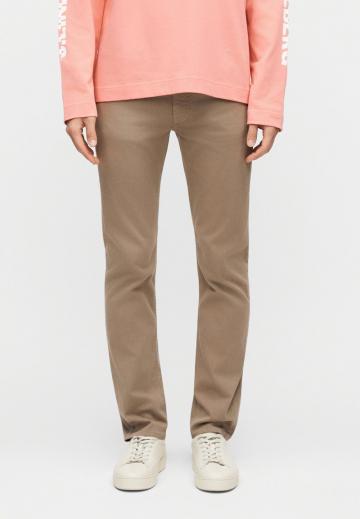 Узкие джинсы