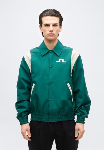 Спортивная куртка