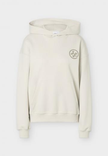 Спортивная толстовка