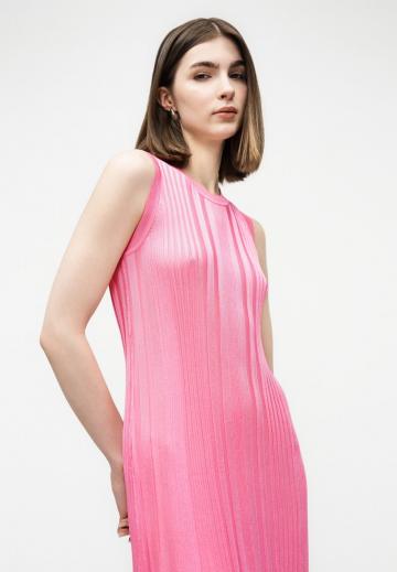 Вязаное платье