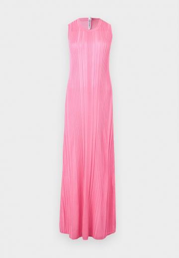 Вязаное платье