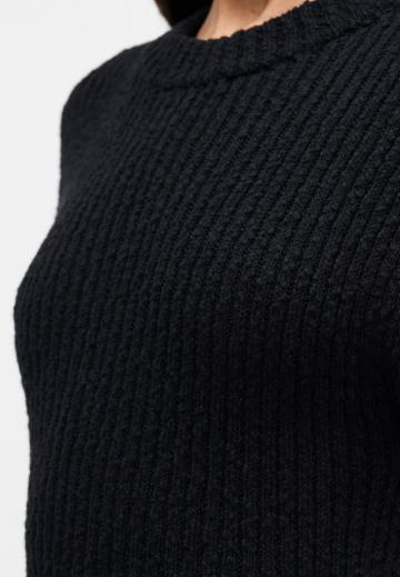 Вязаное платье