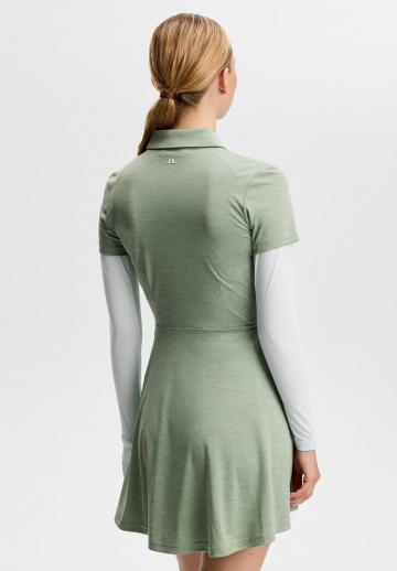 Спортивное платье