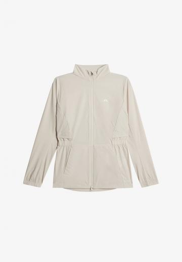 Спортивная куртка