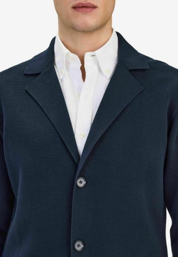 Вязаная кофта