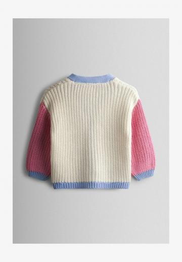 Вязаная кофта