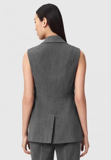 Джинсовая жилетка