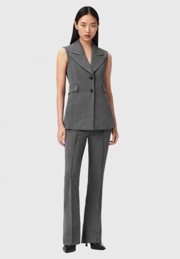 Джинсовая жилетка