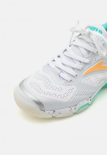 Кроссовки для зала