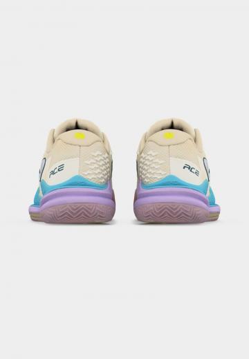 Теннисные кроссовки