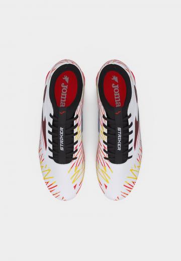 Футбольные бутсы