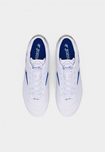 Футбольные бутсы