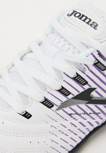 Футбольные бутсы