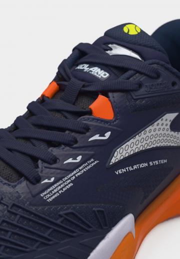 Теннисные кроссовки