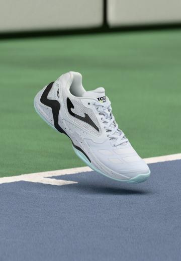 Теннисные кроссовки