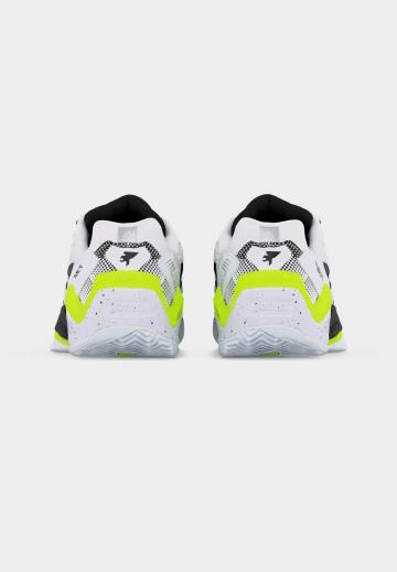 Теннисные кроссовки