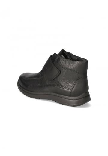 Зимние ботинки