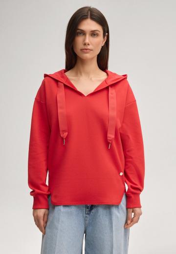 Пуловер с капюшоном