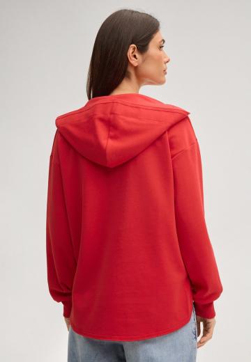 Пуловер с капюшоном