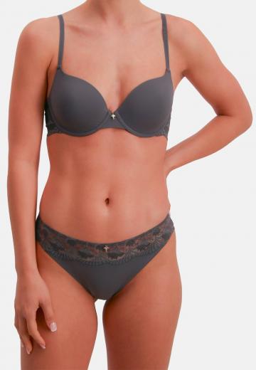 Бюстгальтер на косточках