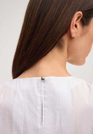 Блузка без рукавов