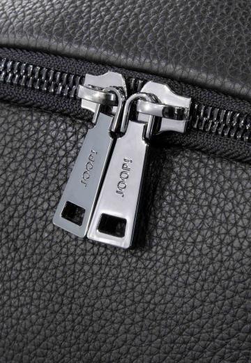 Кожаный рюкзак