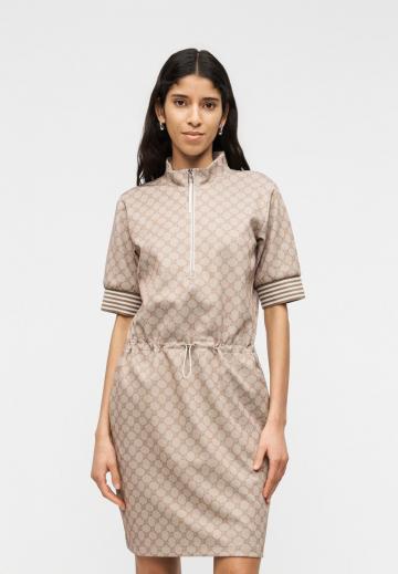 Короткое платье