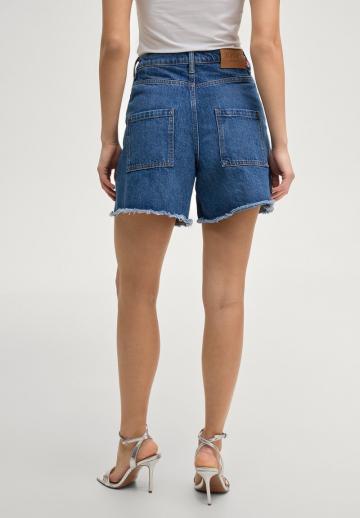 Джинсовые шорты