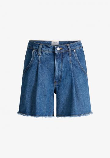 Джинсовые шорты