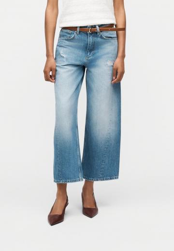 Короткие джинсы