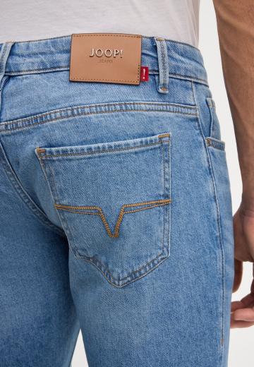 Узкие джинсы