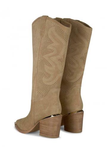 Ковбойские сапоги