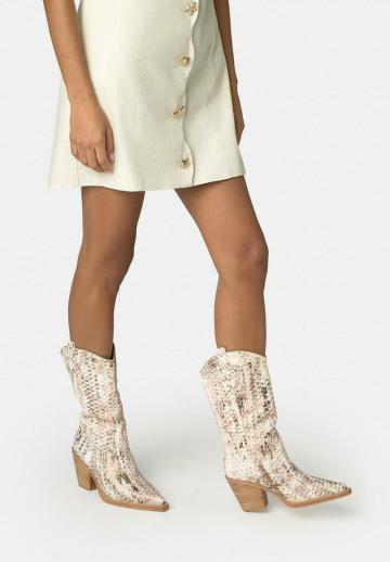 Ковбойские сапоги