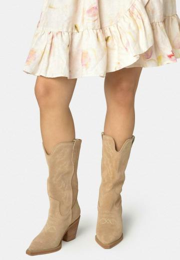 Ковбойские сапоги