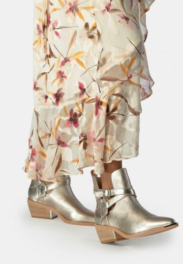 Ковбойские сапожки