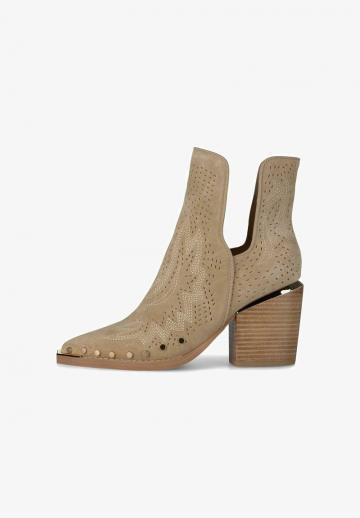 Ковбойские сапожки