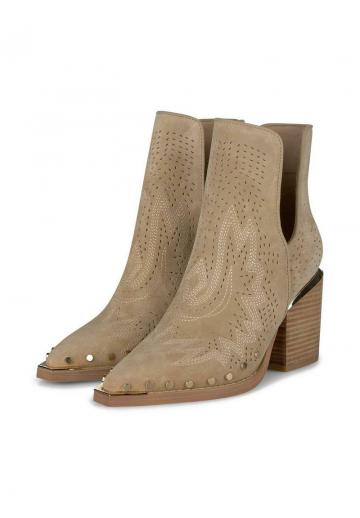 Ковбойские сапожки