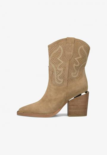 Ковбойские сапожки