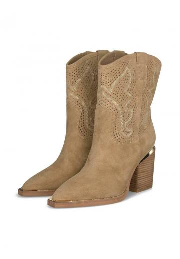 Ковбойские сапожки