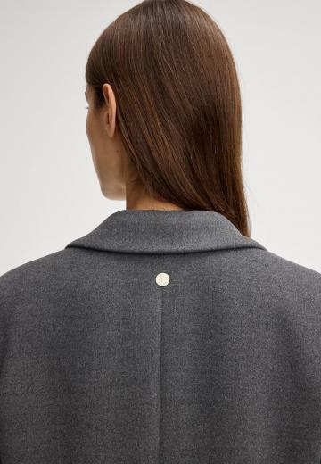 Шерстяное пальто