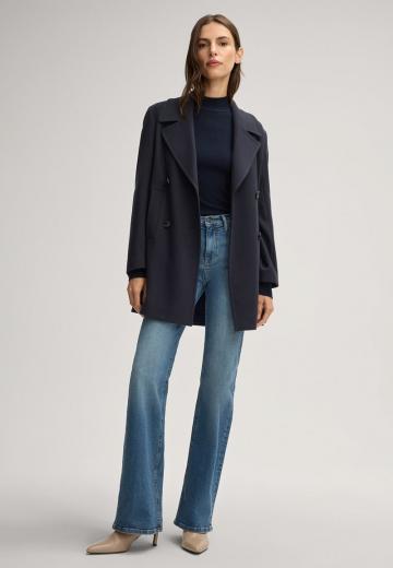 Короткое пальто