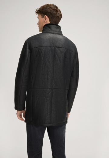 Короткое пальто