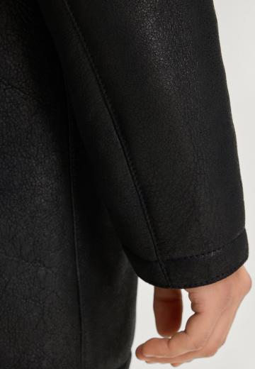 Короткое пальто