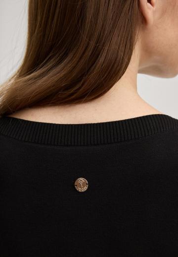 Вязаное платье