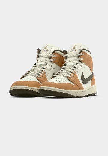 Высокие кеды