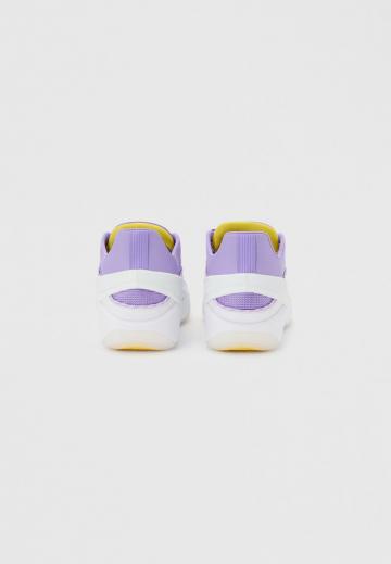 Баскетбольные кроссовки