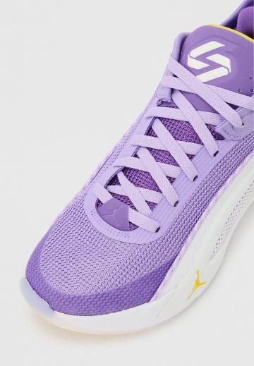 Баскетбольные кроссовки