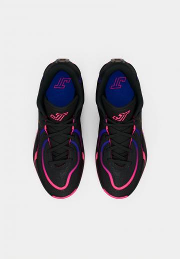 Баскетбольные кроссовки