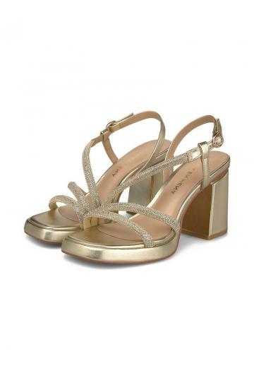 Босоножки на платформе