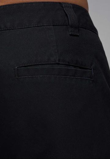 Юбка с накладными карманами